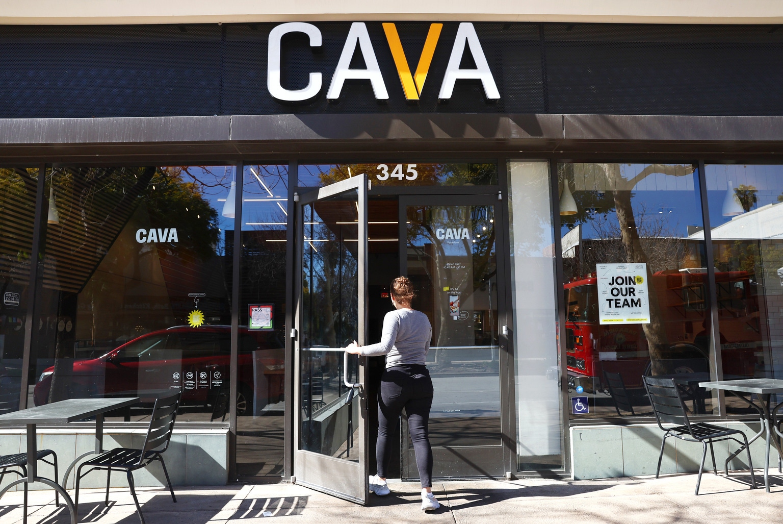 Craving CAVA Stock (NYSE:CAVA) | Seeking Alpha