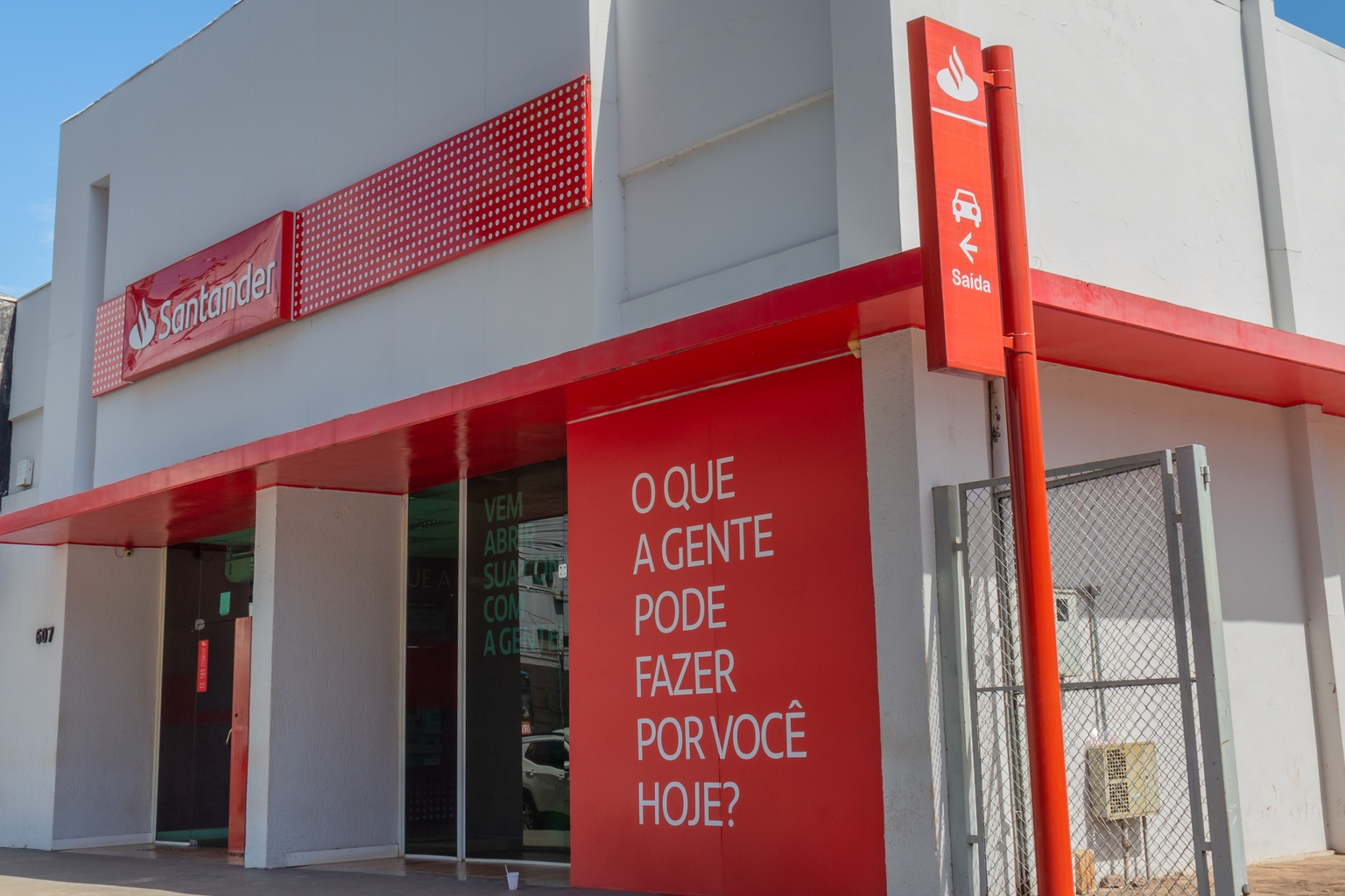 Banco Santander (Brasil) Q3: The Worst Is Behind, But Still Pricey (NYSE:BSBR)