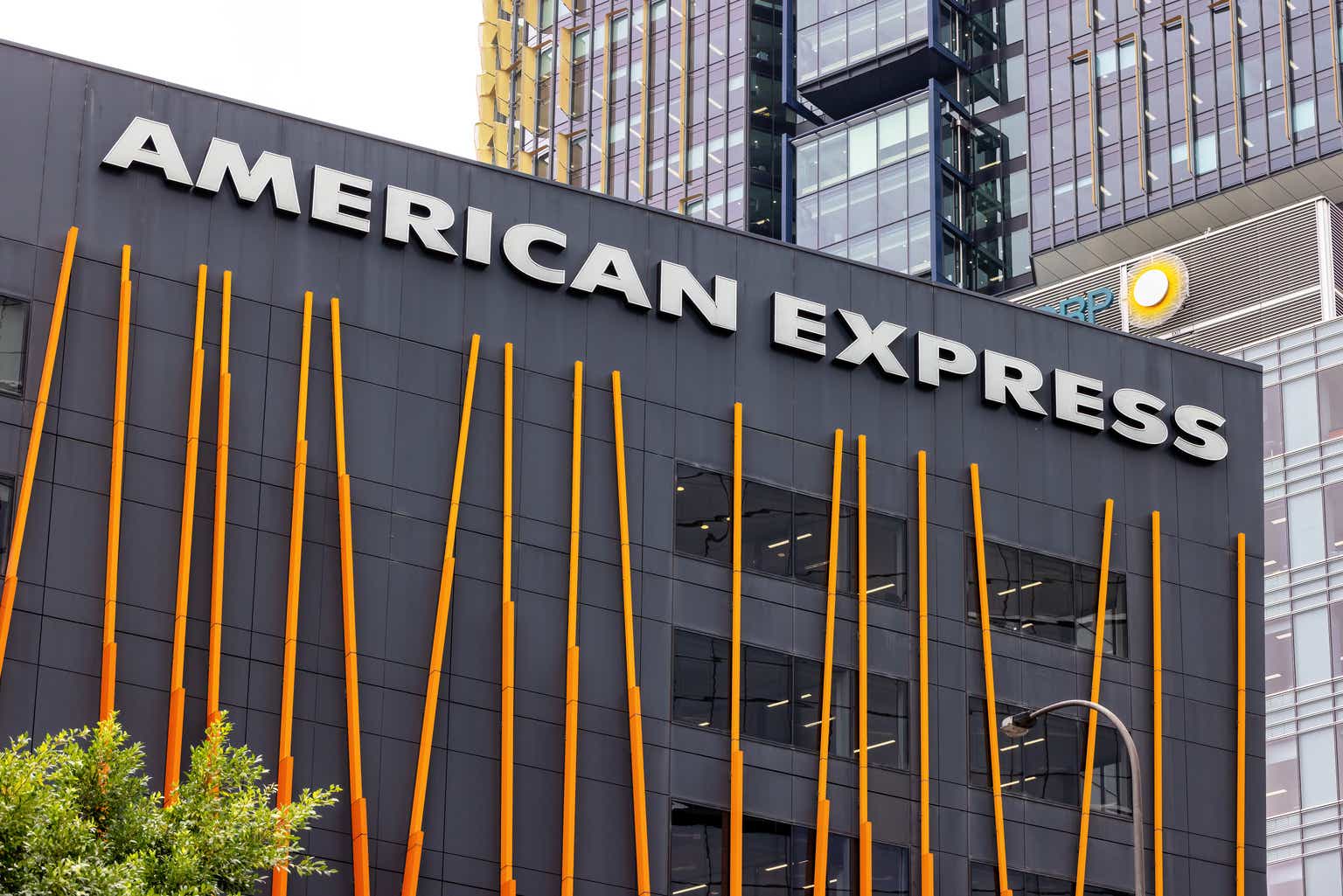 American Express: What To Look For In Next Week's Earnings