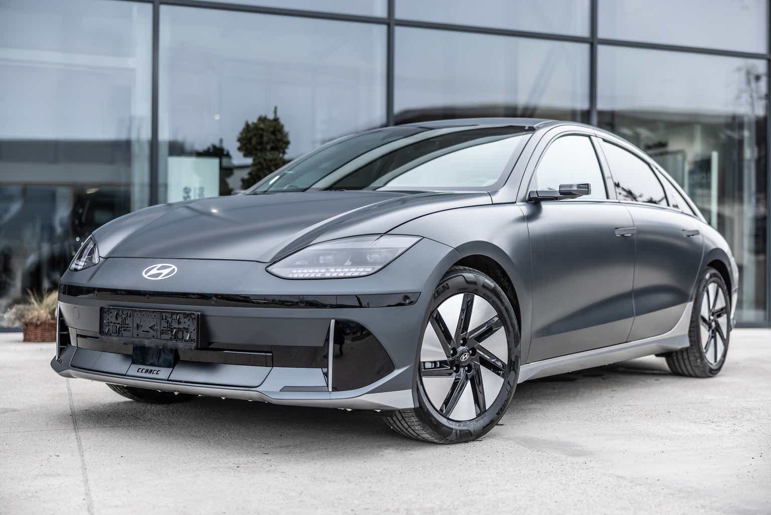 Hyundai: Challenging Tesla In The EV Race | Seeking Alpha