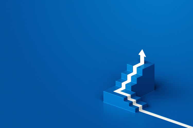 White arrow up with blue stair on blue floor background, 3D arrow climbing up over a staircase , 3d stairs with arrow going upward, 3d rendering