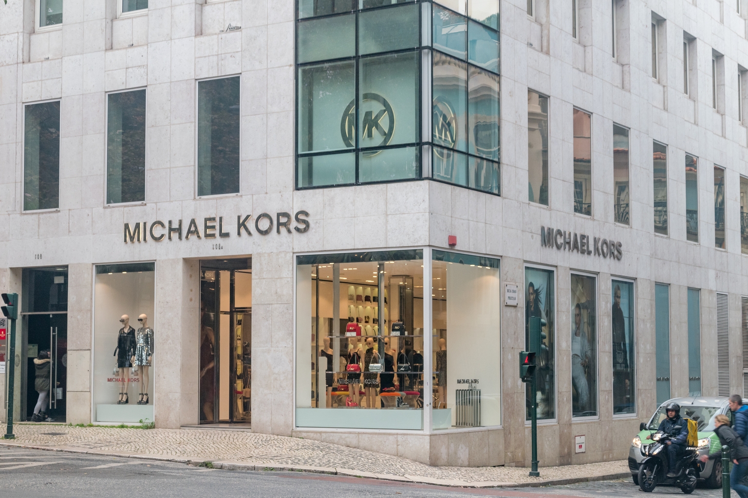 Capri Holdings Has Become Somewhat Cheaply Valued (NYSE:CPRI)