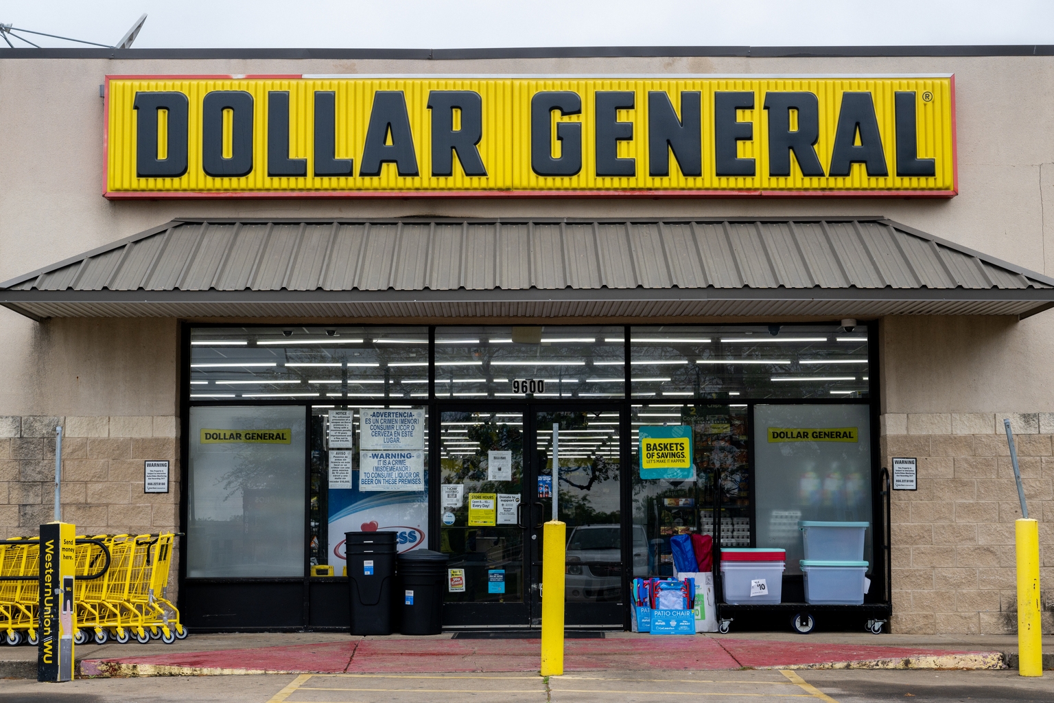 Dollar General: A Strong Earnings Compounder Facing Growth Ceiling (NYSE:DG) Dollar General: A Strong Earnings Compounder Facing Growth Ceiling (NYSE:DG)