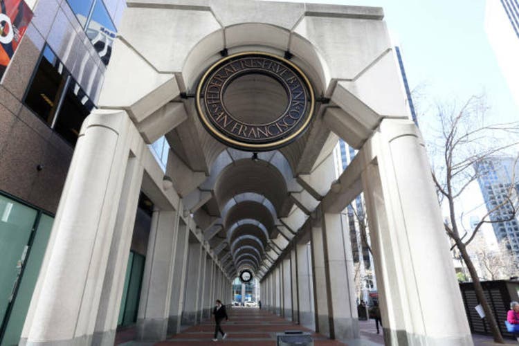 Federal Reserve Reconsiders How Banks Are Overseen After Silicon Valley Bank Collapse
