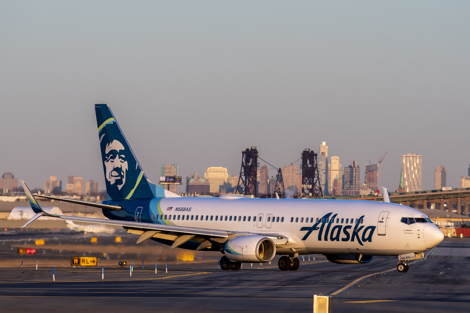 Alaska Air Group: Fuel Is Not A Problem Anymore (NYSE:ALK) | Seeking Alpha