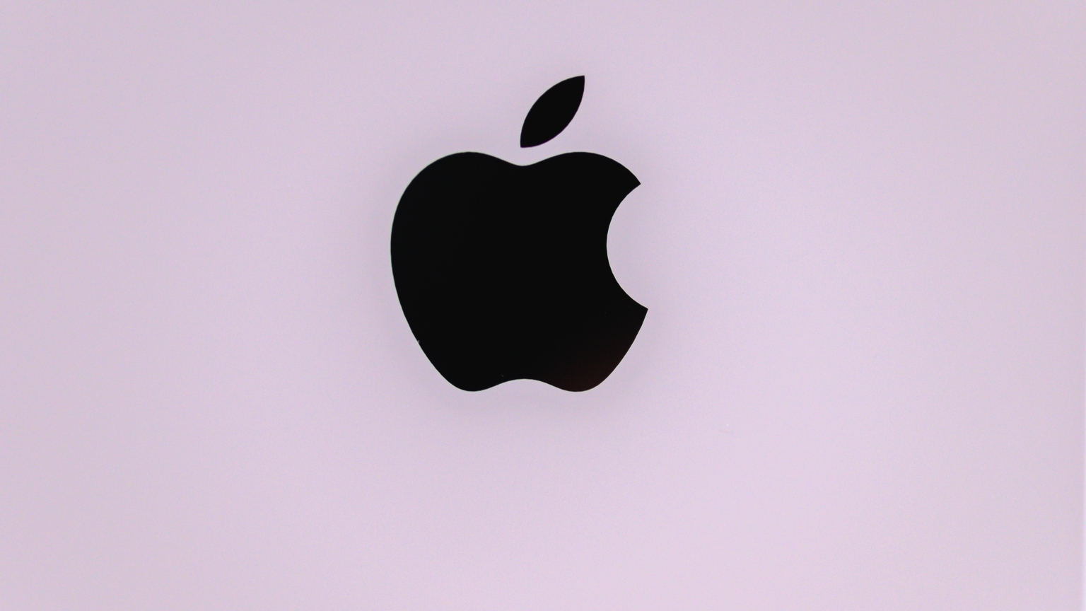 Apple Stock: Rolling Over Into Key Earnings (NASDAQ:AAPL) | Seeking Alpha