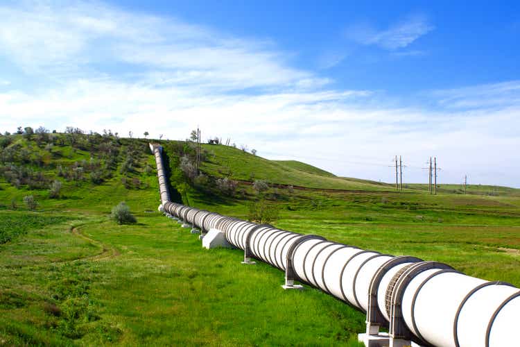 Gas and oil industry pipelines
