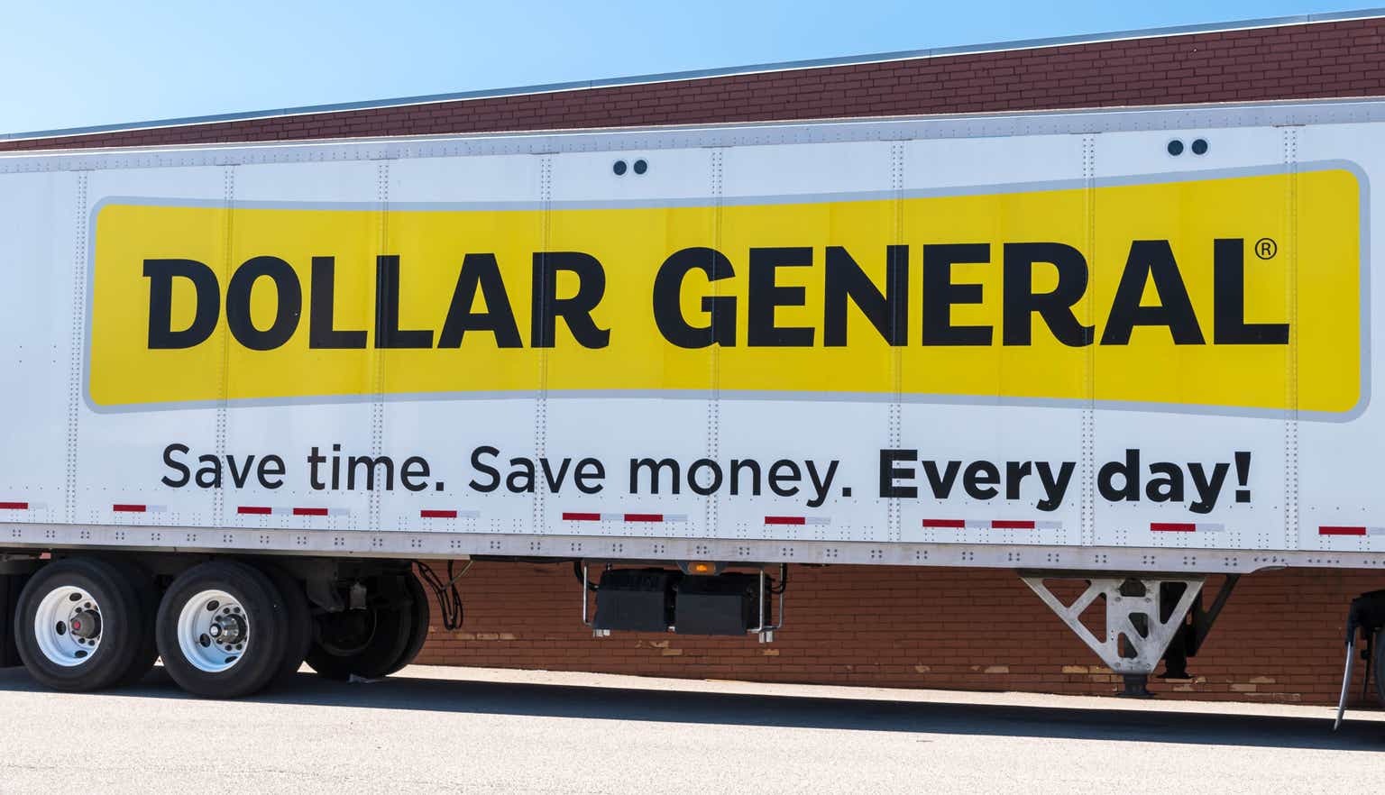 Dollar General: Fairly Valued, With Unclear Short Term Direction