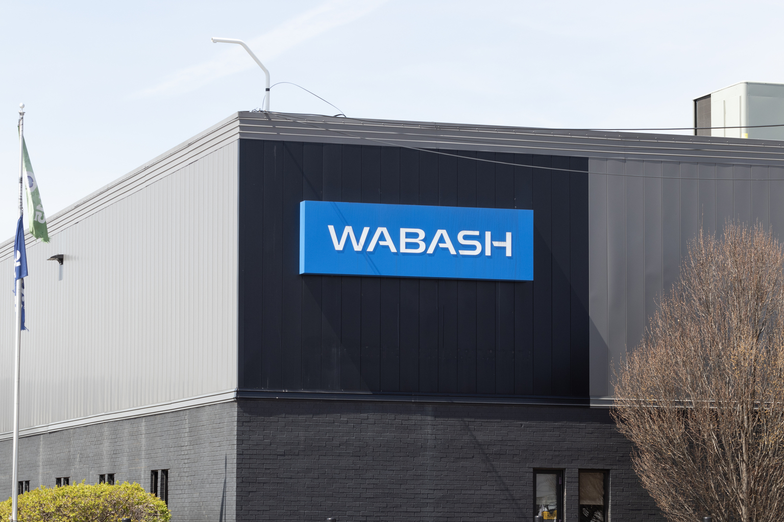 Wabash National Falls After DA Davidson Downgrades On Less Optimistic ...