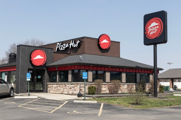 Pizza Hut restaurant. Pizza Hut is offering delivery, Carry Out and Curbside Pickup pizza and drinks.