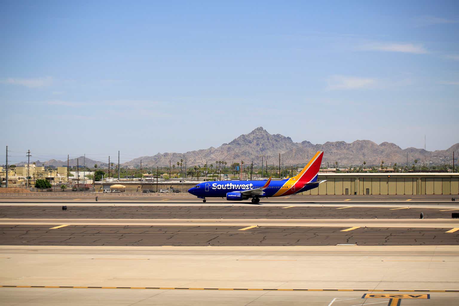 Southwest Airways: Time To Present Some Love For LUV (NYSE:LUV)
