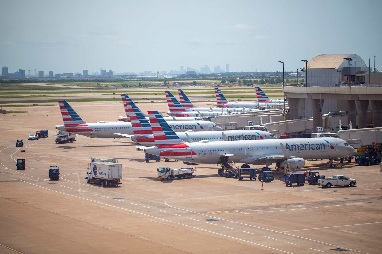 American Airlines suffers revenue loss following pilots union deal