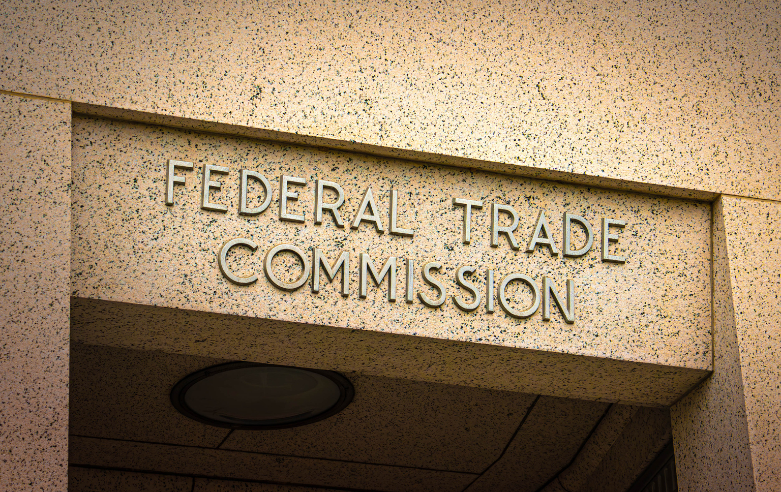 FTC Votes To Ban Non-compete Clauses | Seeking Alpha