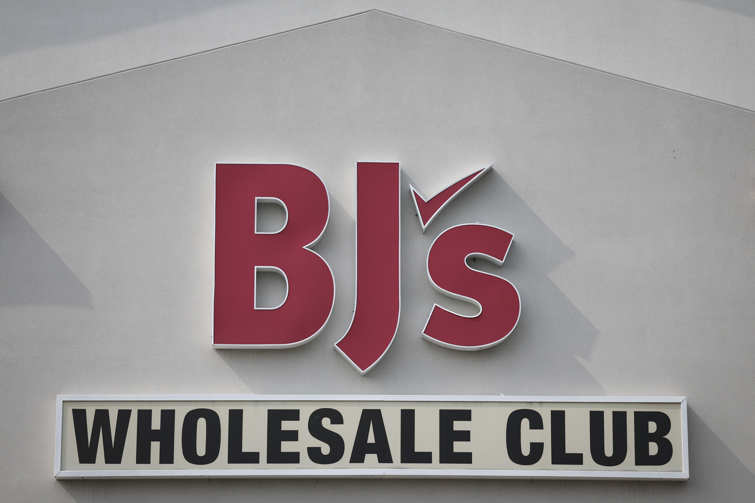 BJ's Wholesale Club Upgraded At Goldman On Market Share Gains (NYSE:BJ ...