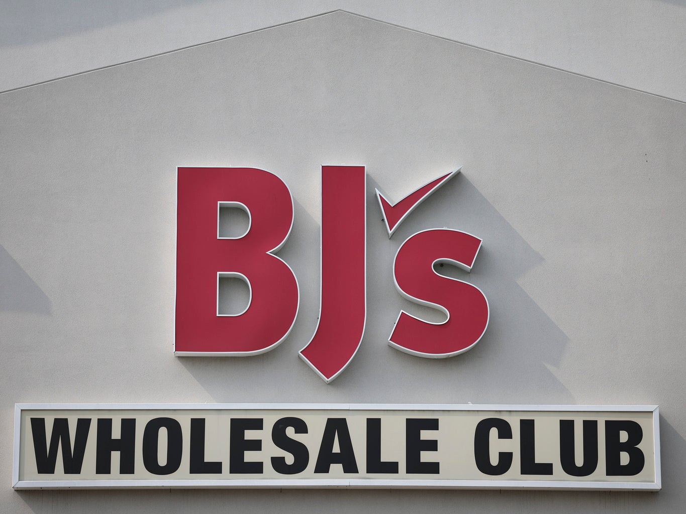 BJ'S Battles The Wholesale Competition