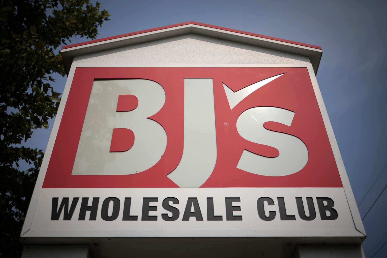 BJ's Wholesale Club: An Undervalued Alternative To Costco (NYSE:BJ)