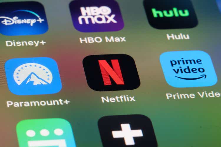 Netflix, Amazon Prime Video, Paramount+, Disney+, HBO Max and Hulu app icon on screen