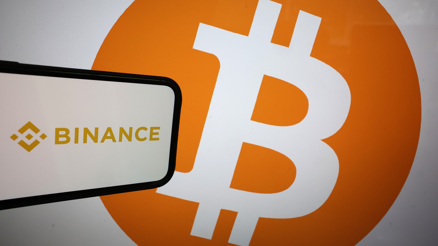 Binance failed to stop suspicious crypto flows despite red flags - FT  investigation | Seeking Alpha