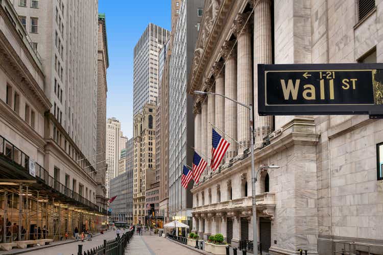 The New York Stock Exchange on the Wall street sign