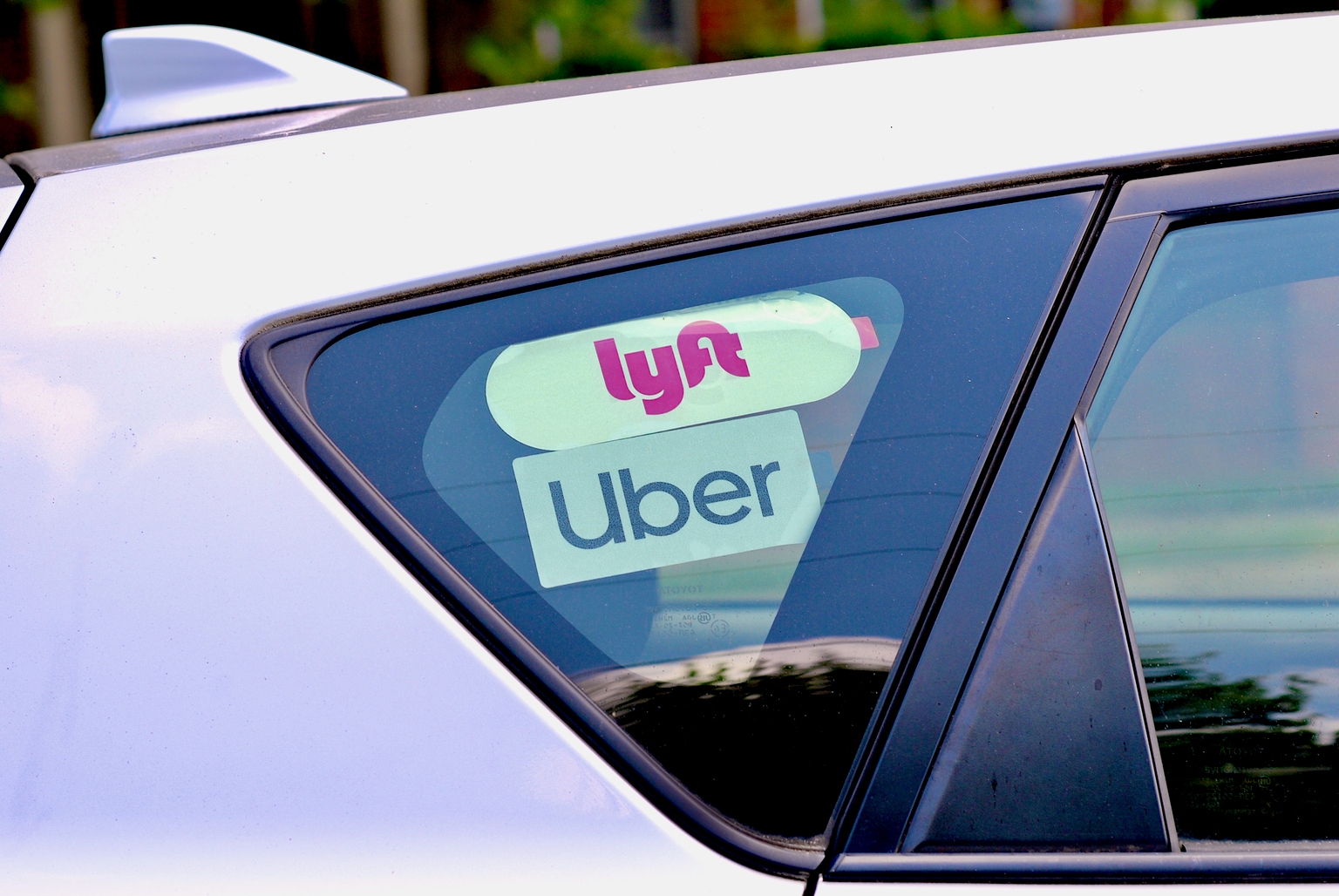 Uber Has Lyft To Worry About: Maintaining Both With A Buy (NASDAQ:LYFT) |  Seeking Alpha