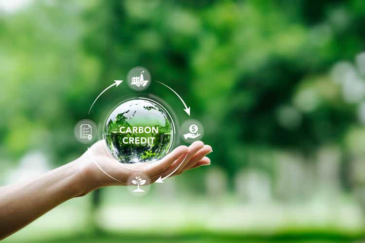 Carbon credit or CO2 trading market. Carbon tradable certificates for buy-sell. Business and environment sustainable. industry and company Reduc of carbon emissions to Net zero greenhouse gas target.