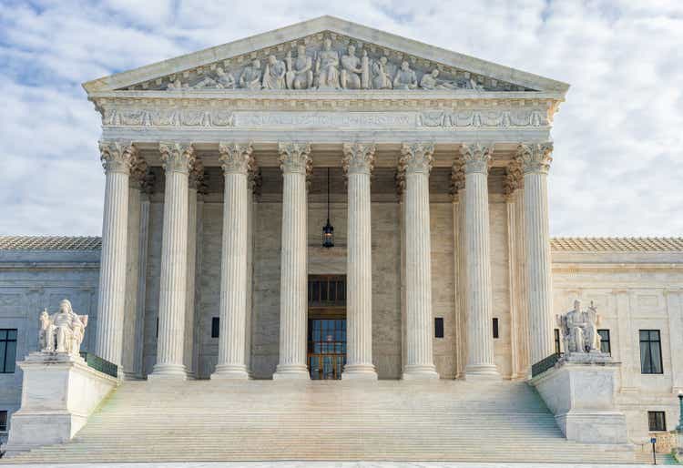 Supreme Court upholds student loan relief plan (NASDAQ:NAVI)