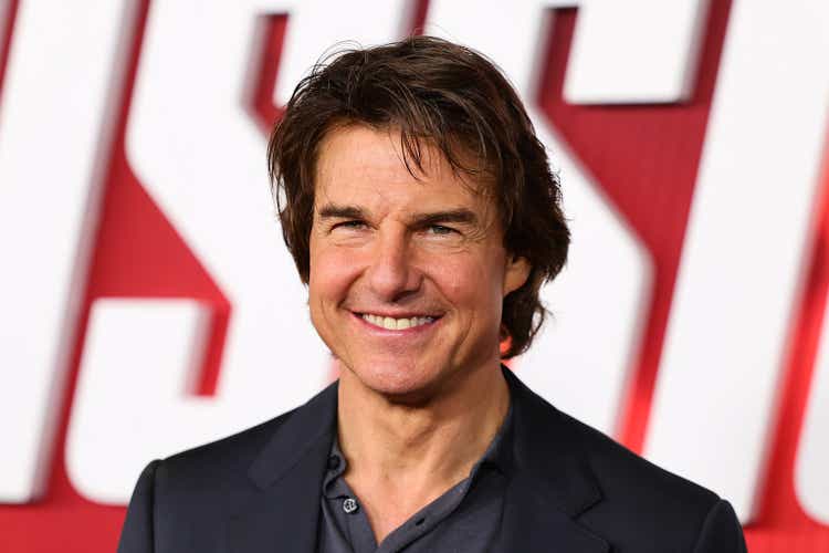 Tom Cruise returns to Warner Bros, because age is just a number (WBD ...