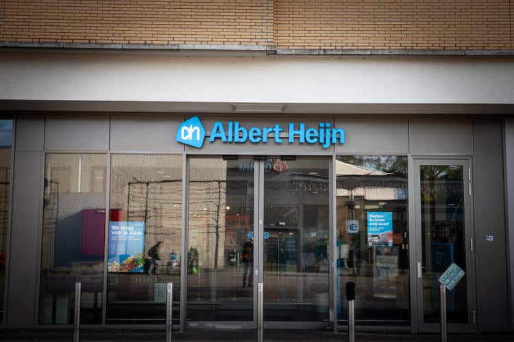 Logo of Albert heijn on their store for Valls. Albert Heijn is a dutch chain of supermarkets doing groceries, part of Ahold Delhaize.