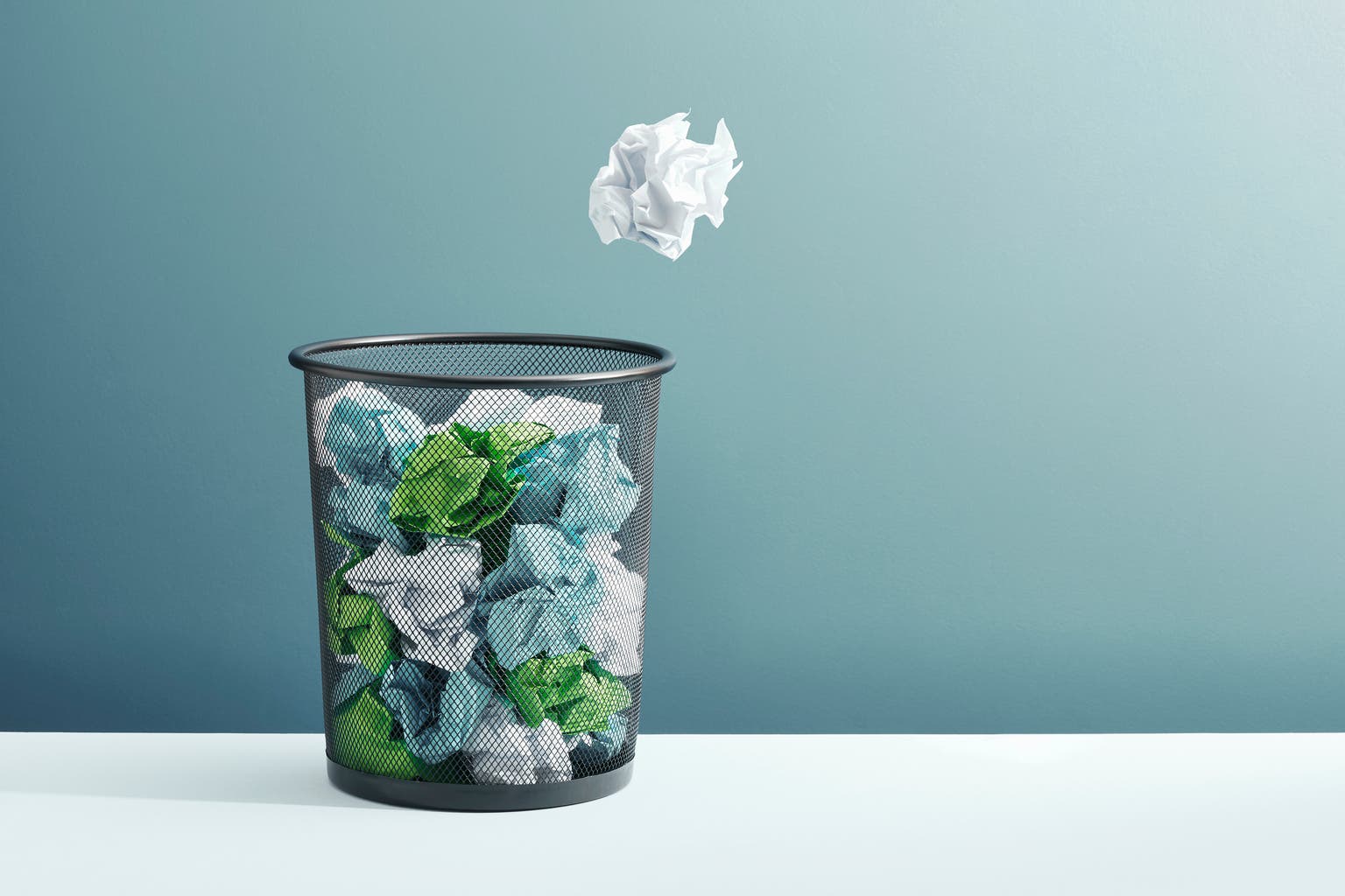 Palantir: Bin The Valuation - This Is A Momentum Stock (Rating Upgrade)
