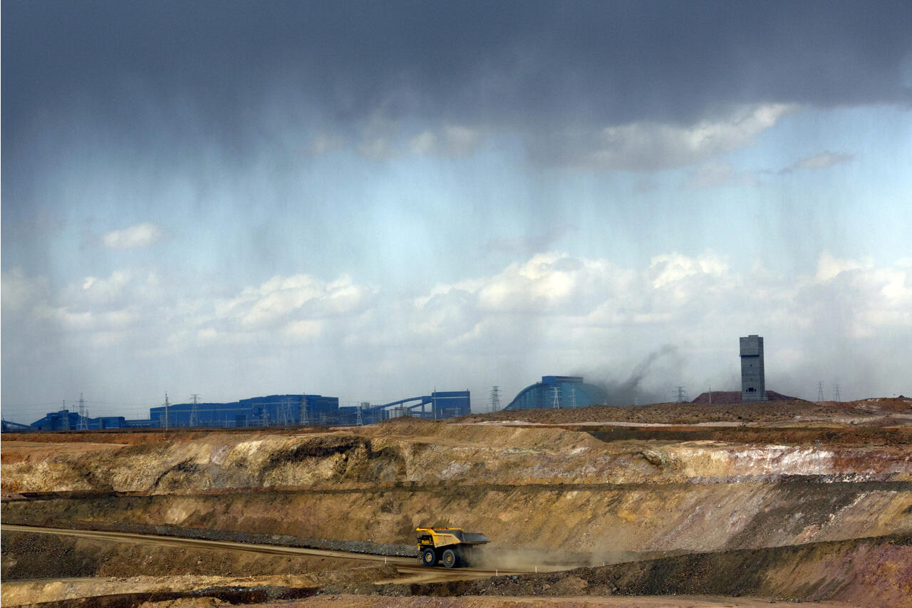 Rio Tinto Makes Offer To Mongolia Over Oyu Tolgoi Project - FT ...