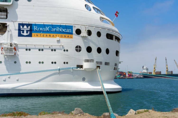 Royal Caribbean’s Navigator of the Seas cruise ship