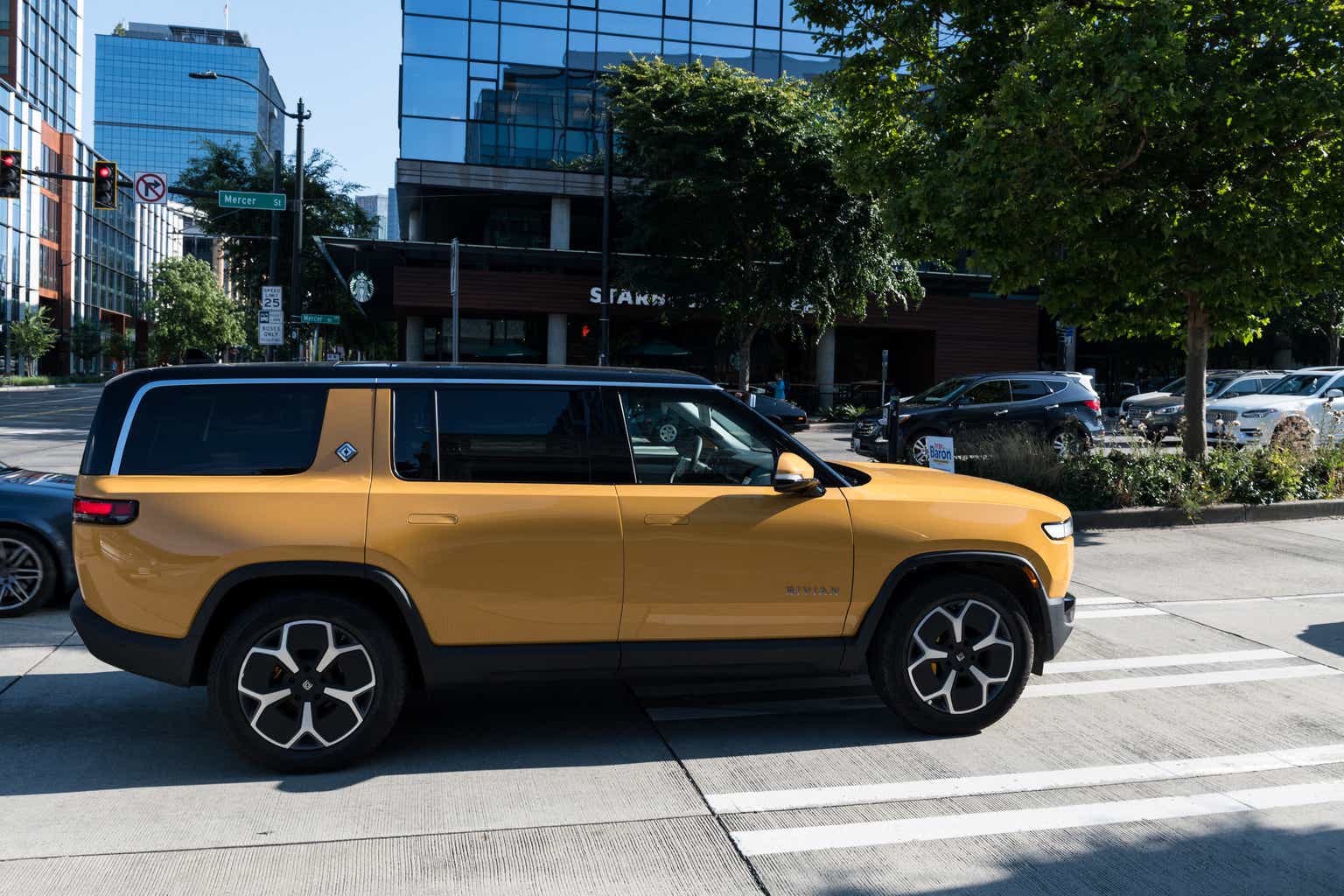 Rivian: Upside Potential Worth The Risks (NASDAQ:RIVN) | Seeking Alpha