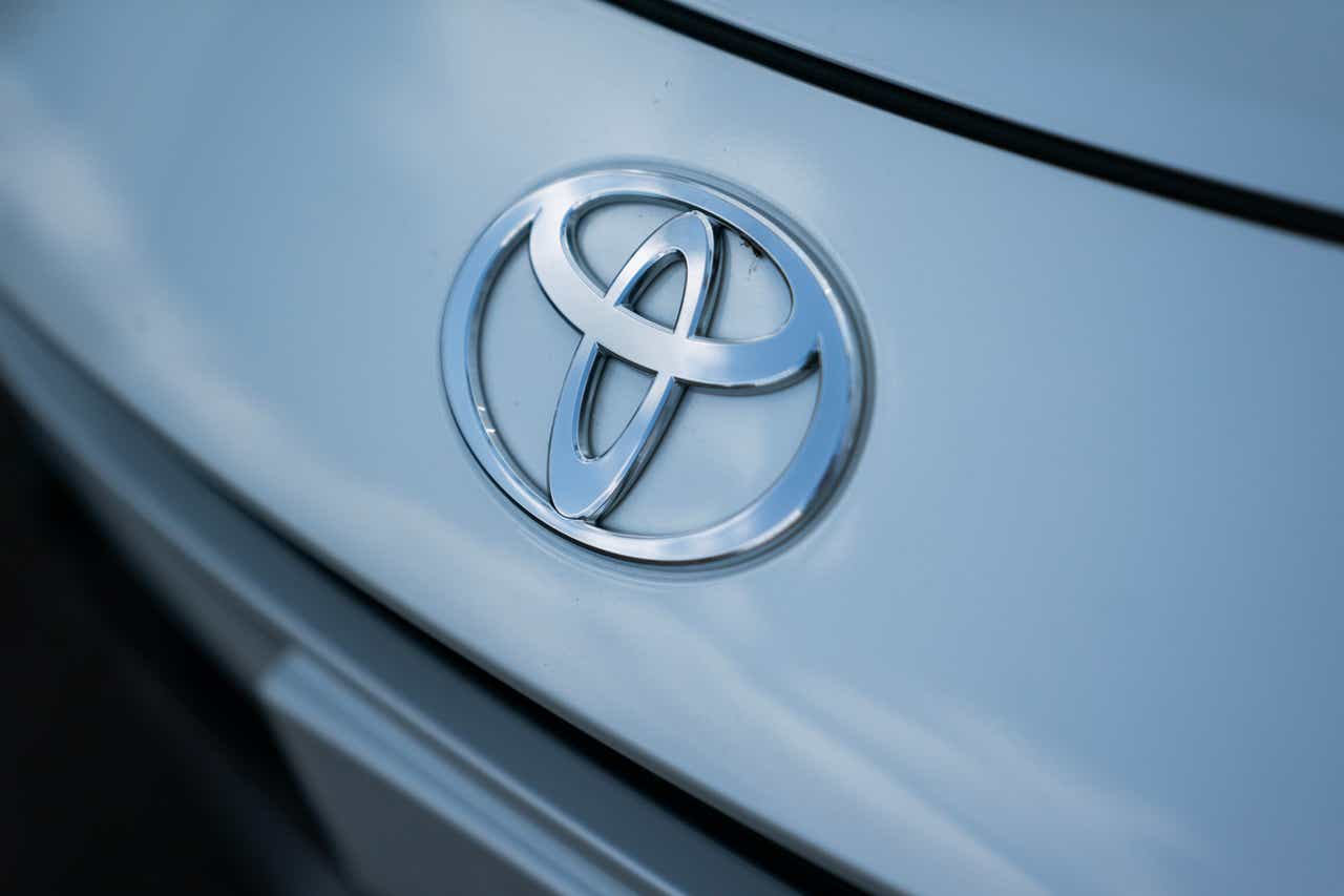 Toyota issues recall for 1M U.S. vehicles for faulty airbag