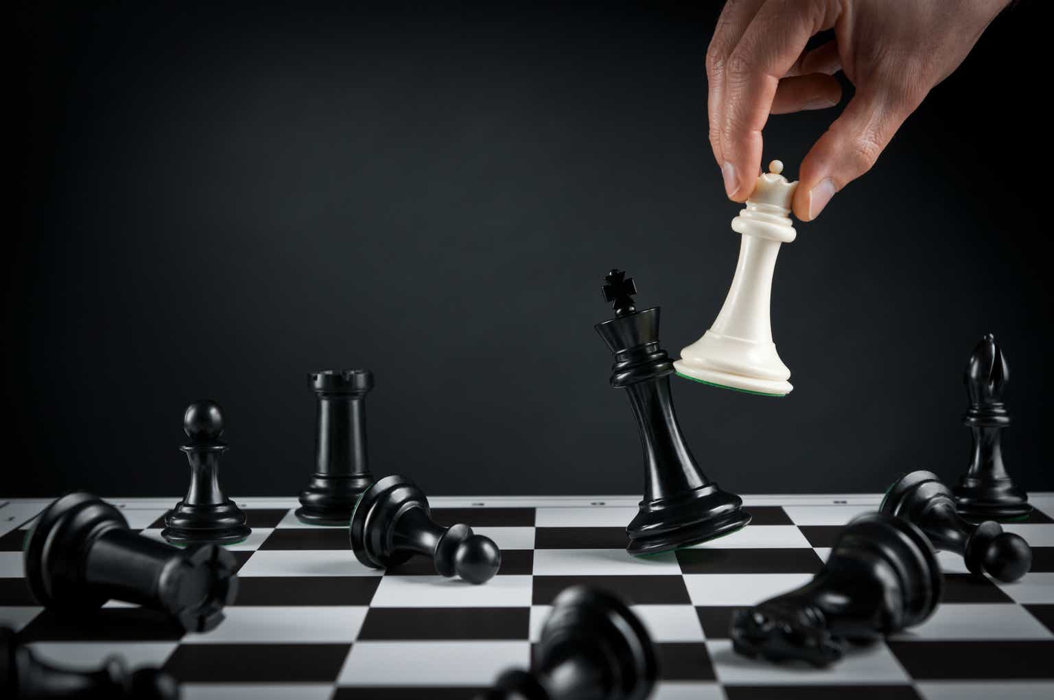 Why is the  analysis so bad? - Chess Forums 