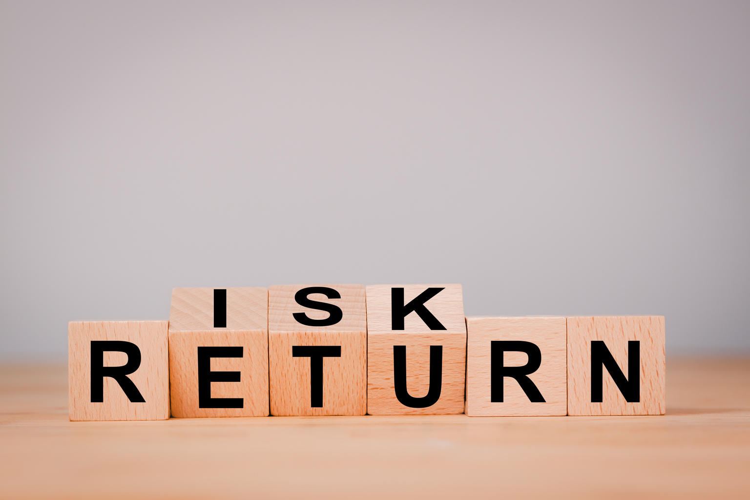 seekingalpha.com - Ivo Kolchev - Claros Mortgage Trust Stock: A High-Risk Bet On Commercial Property Turnaround (NYSE:CMTG)