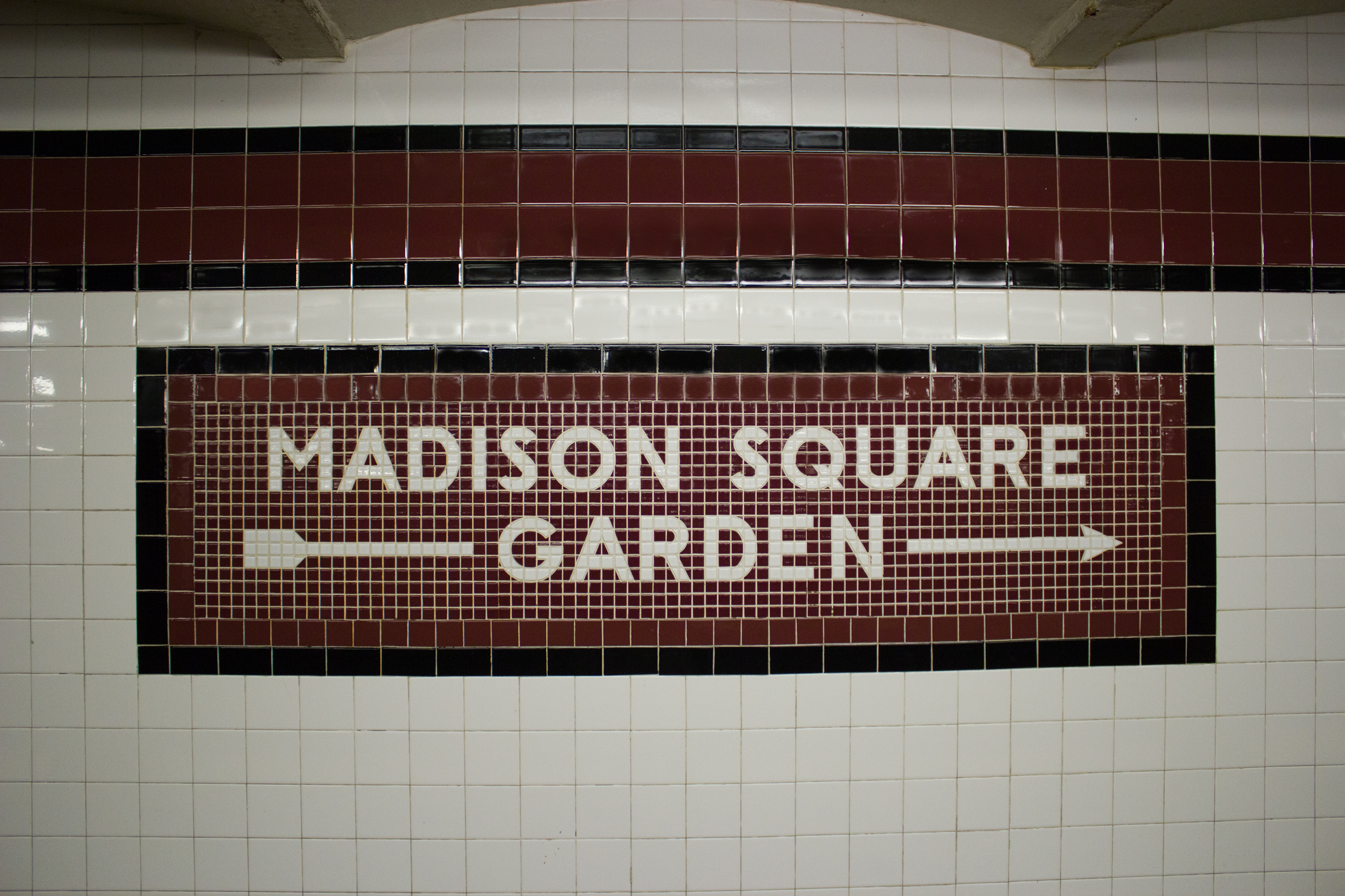 Madison Square Garden Stock: Super Cheap, Super Potential (NYSE:MSGE ...