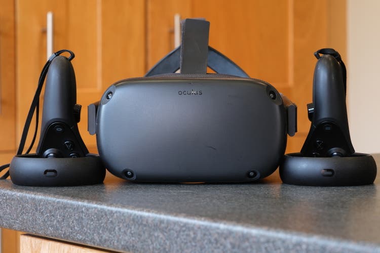 Oculus Quest virtual reality headset