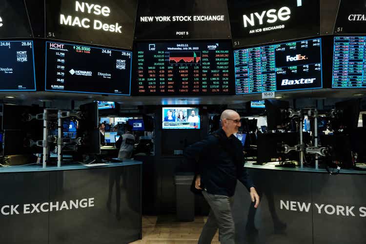 Stock Market News Today: Markets mixed, Apple muted after new iPhone launch (SP500)