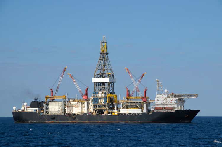 Drill ship