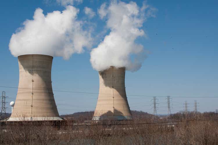 Three Mile Island Nuclear Towers