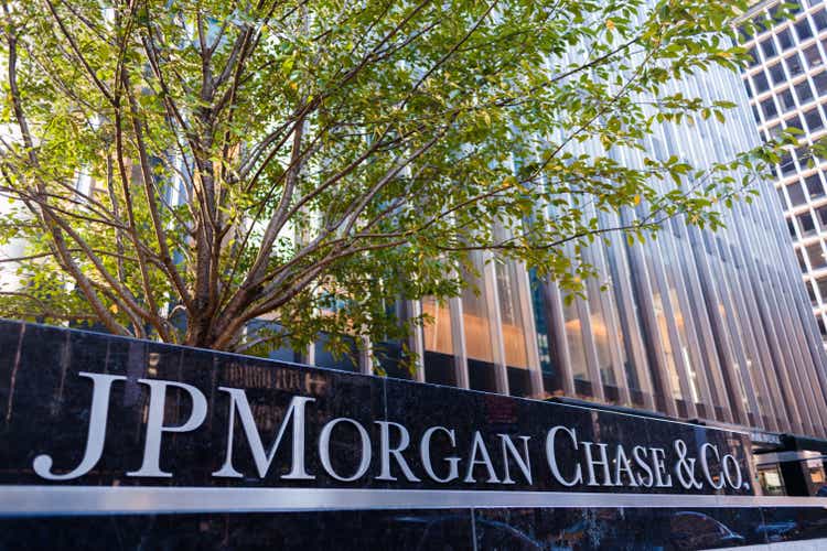 JPMorgan Chase atrapado en la oposición en Nickel Short-Squeeze Play – Bloomberg (NYSE: JPM)