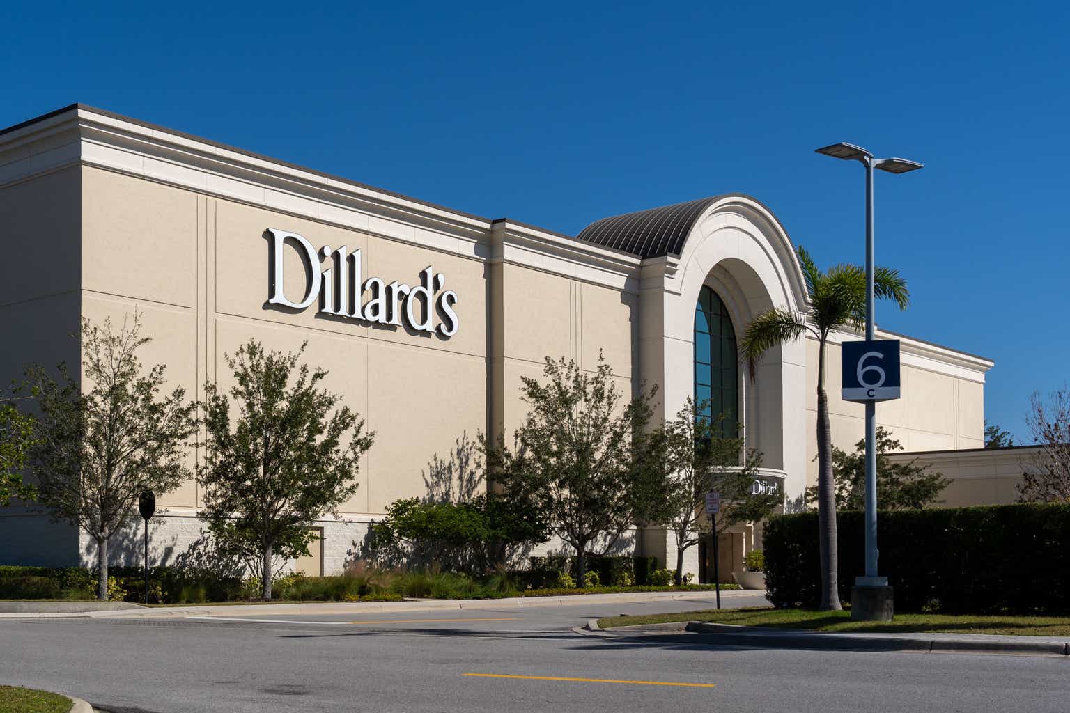 Dillard's: Why Dividend Investors May Want To Add This Stock To Their ...