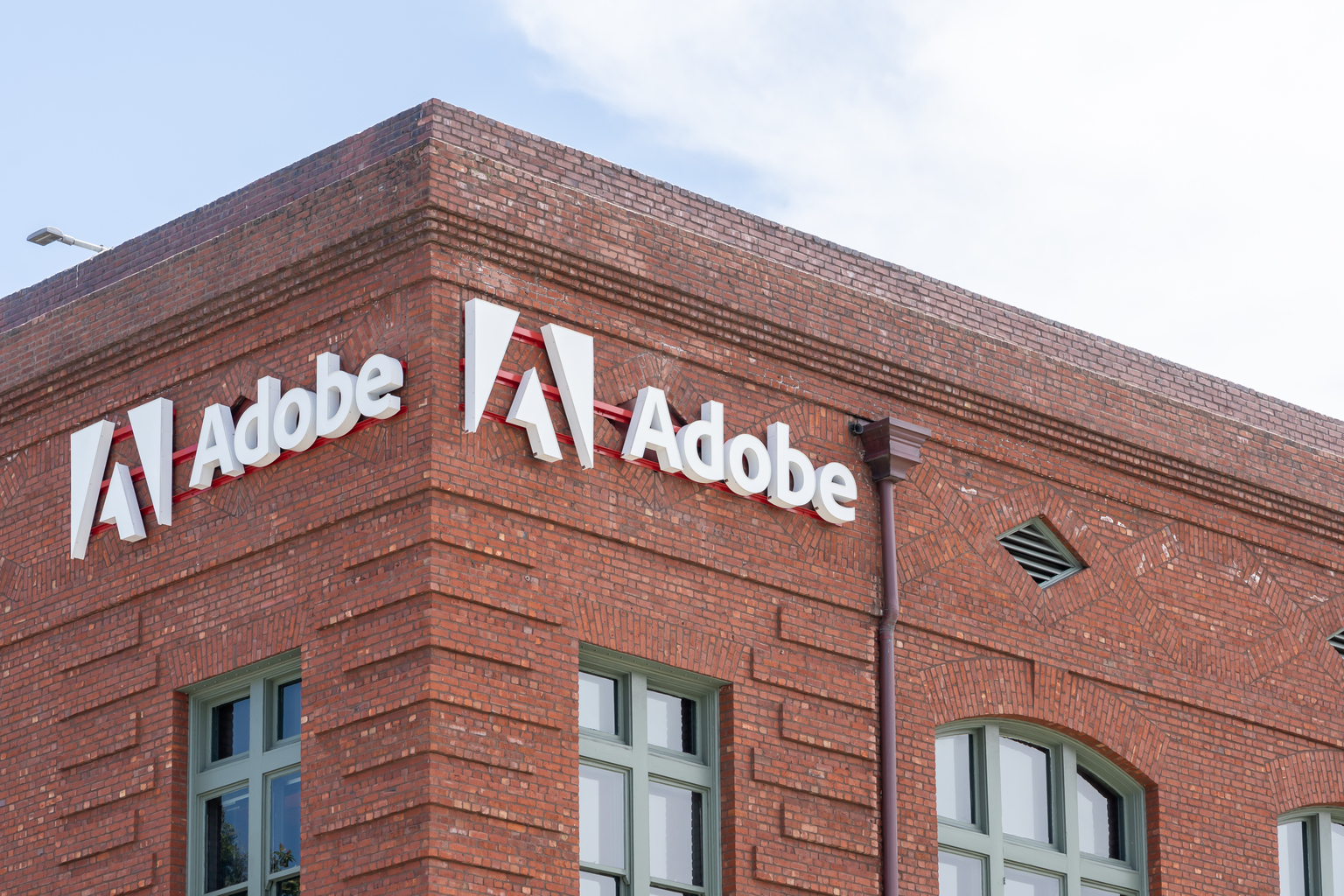 Adobe Stock: Solid Growth Potential But Too Hot For Investors (NASDAQ ...