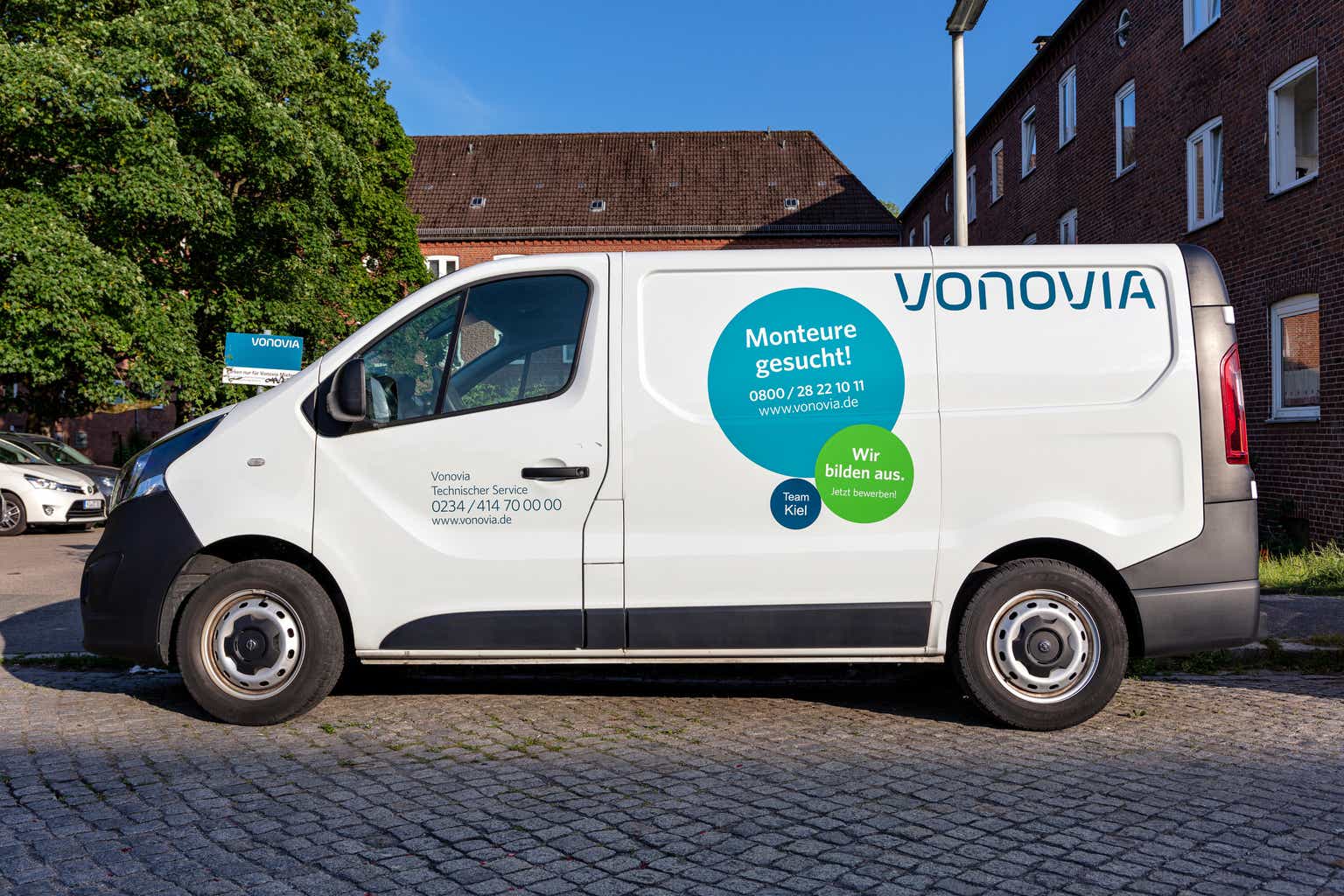 Vonovia Stock: #1 Recession Pick And Pivot To Capital-Light Business Model (OTCMKTS:VONOY)