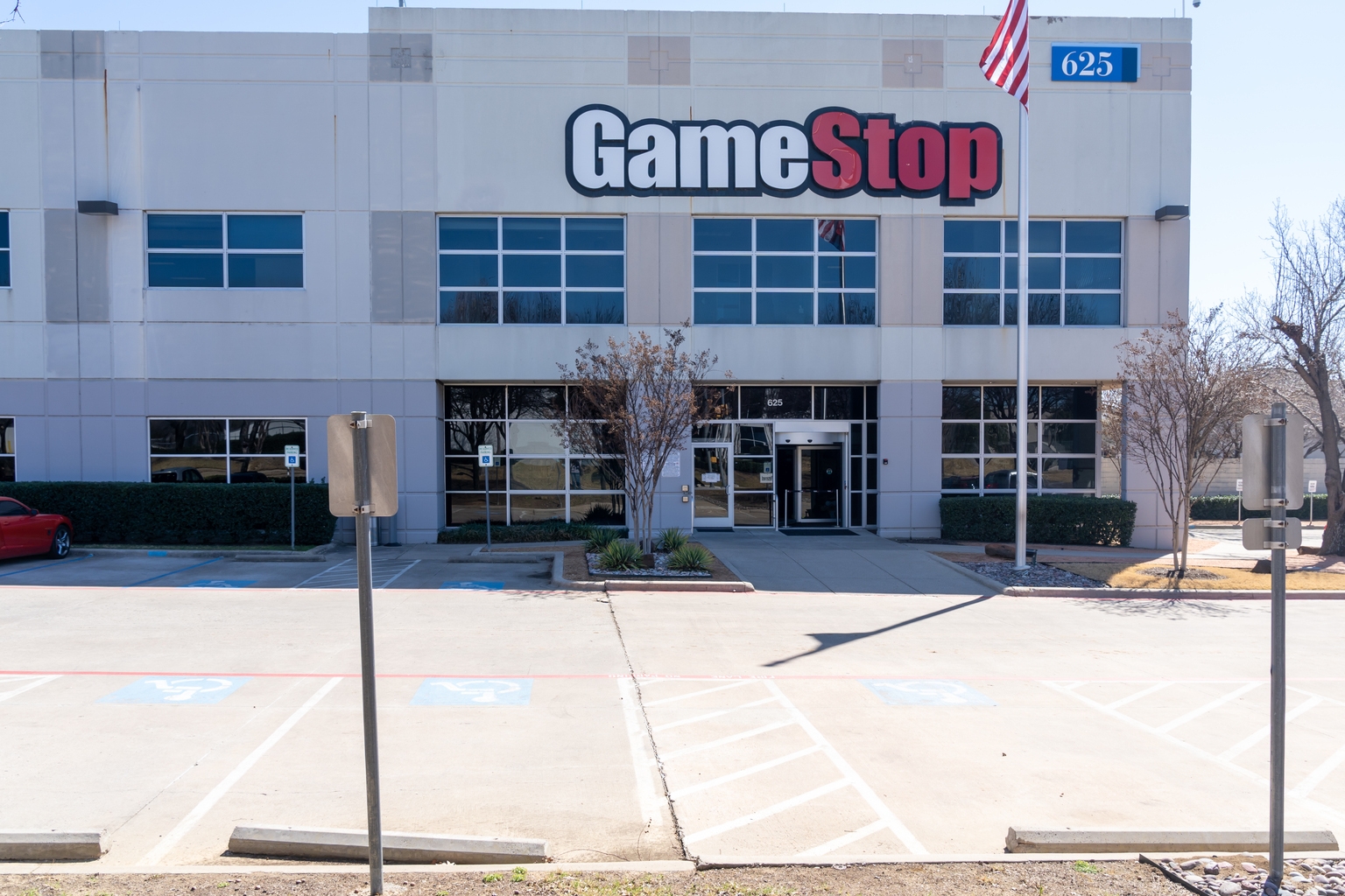 GameStop's Q2: Stronger Economics Behind The eBay Story