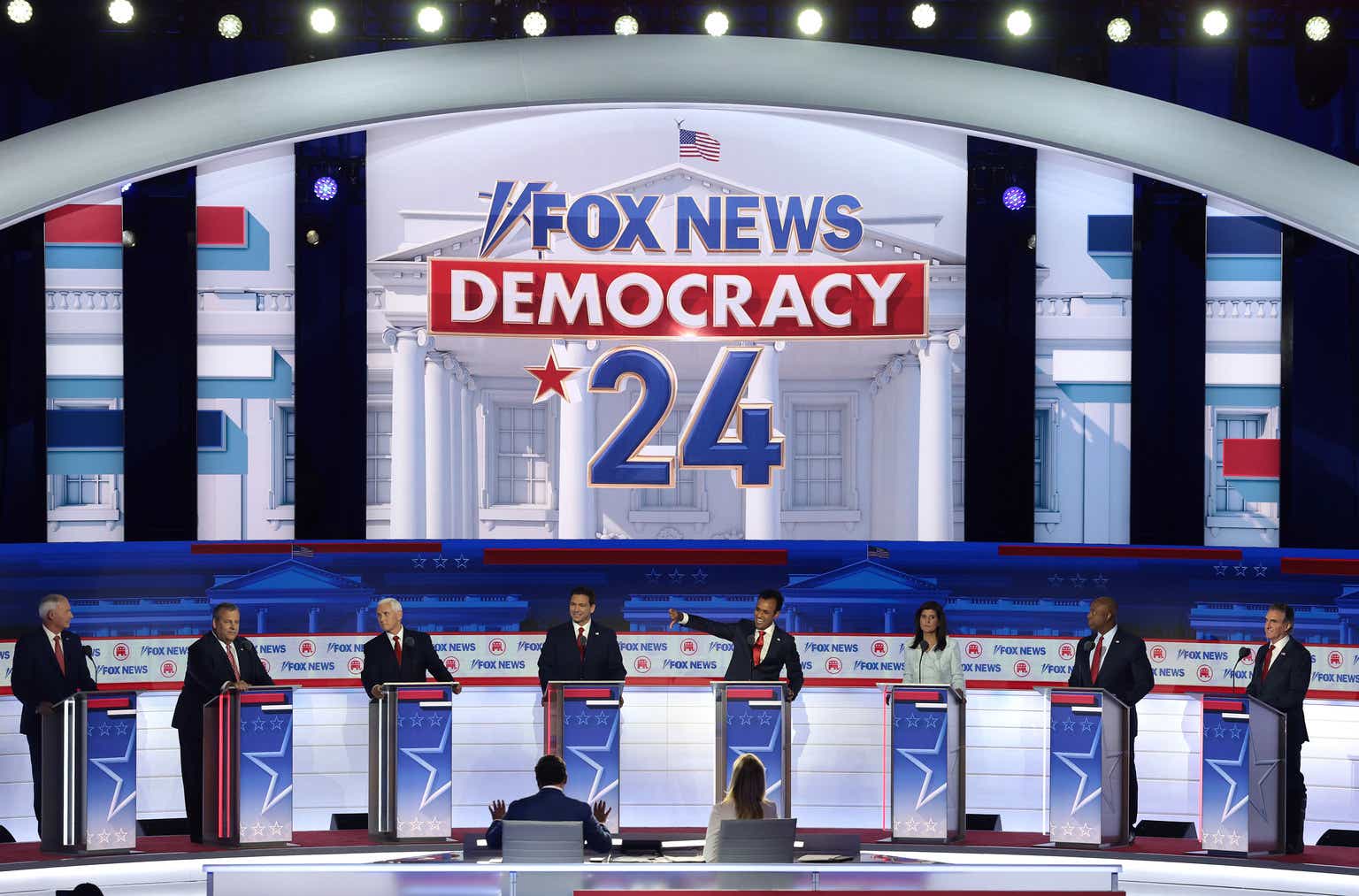 Fox News' 'The Five' Keeps Outperforming Primetime in TV Ratings