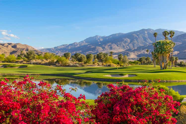 Golf course in Palm Springs, California (P)