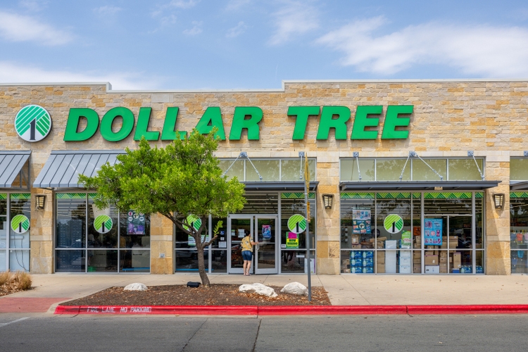 Dollar Tree Shares Drop To 1-Year Low After Earnings Announcement
