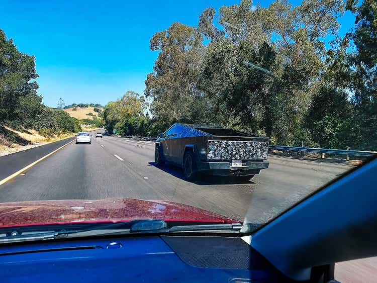 Tesla Cybertruck on the road between San Jose and San Francisco.