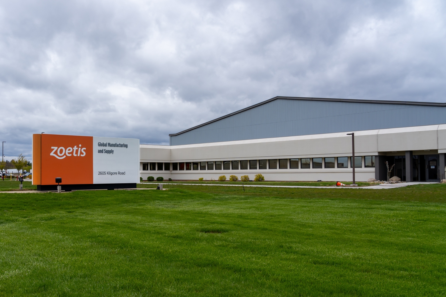 Zoetis Stock: Why I’m Doubling Down On My Worst 2025 Pick (NYSE:ZTS)